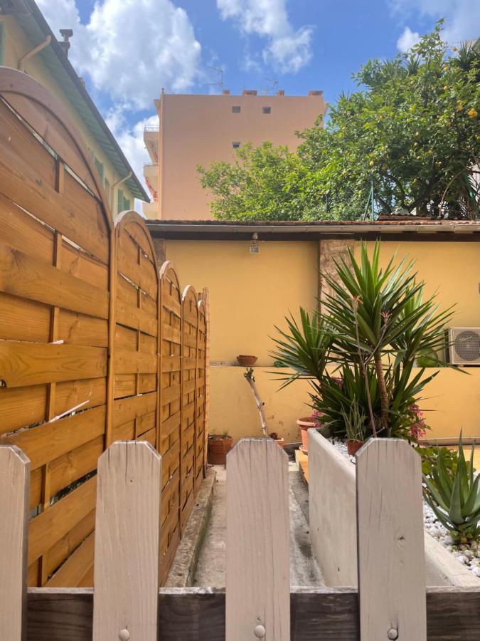 Appartement 30M2 Cosy Avec Terrasse Menton Eksteriør bilde